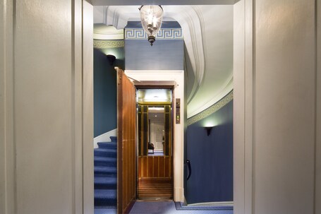 Le Dokhans Paris Arc de Triomphe, a Tribute Portfolio Hotel - Image 63
