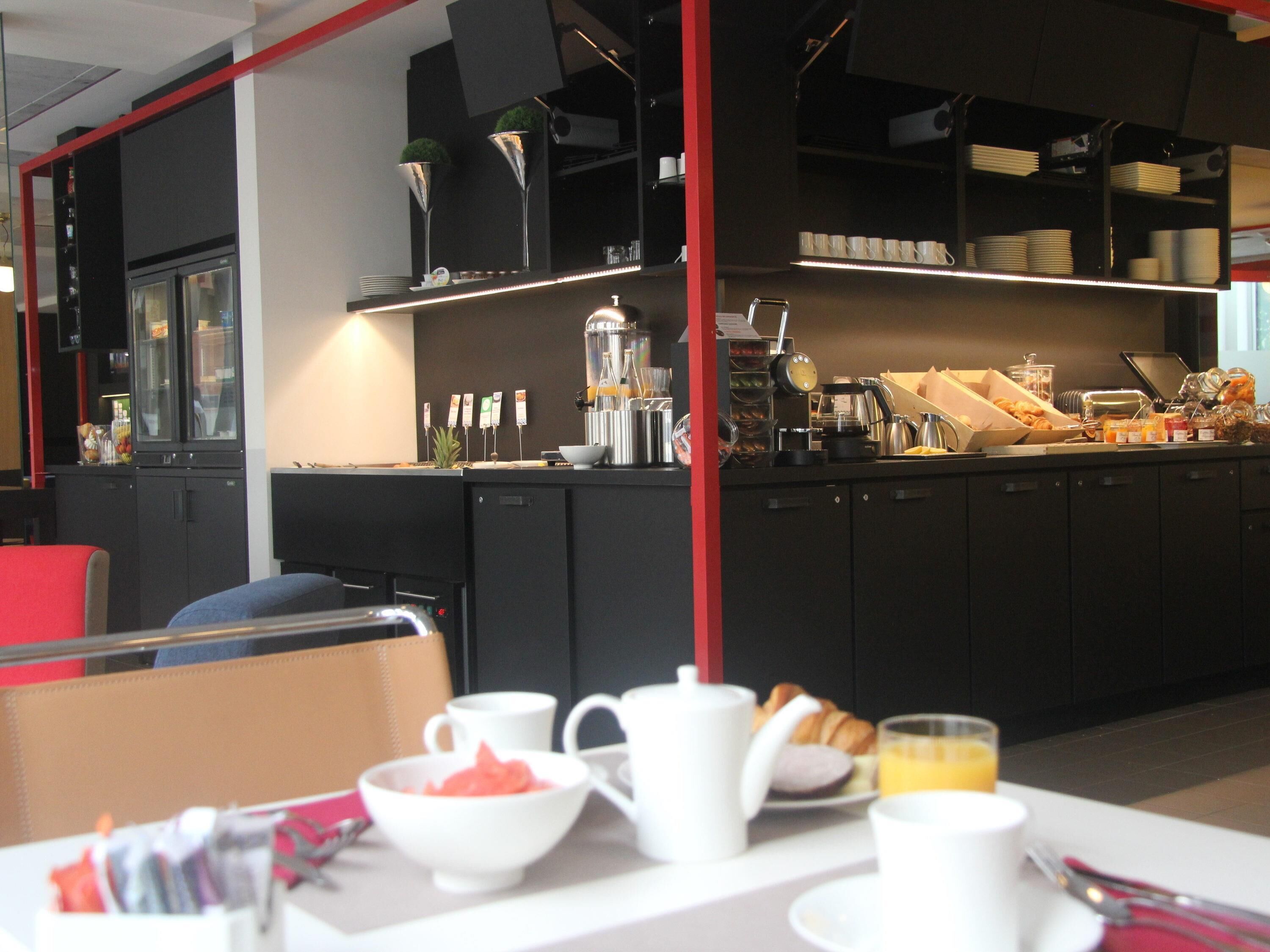 daily buffet breakfast (eur 19.90 per person)