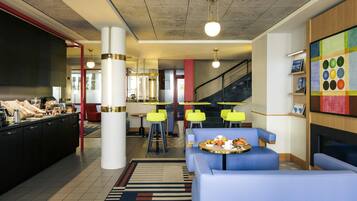 Daily buffet breakfast (EUR 19.90 per person)