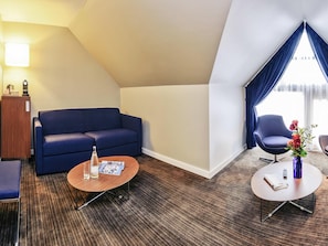 Superior Suite, 1 King Bed with Sofa bed | Minibar, in-room safe, blackout drapes, soundproofing
