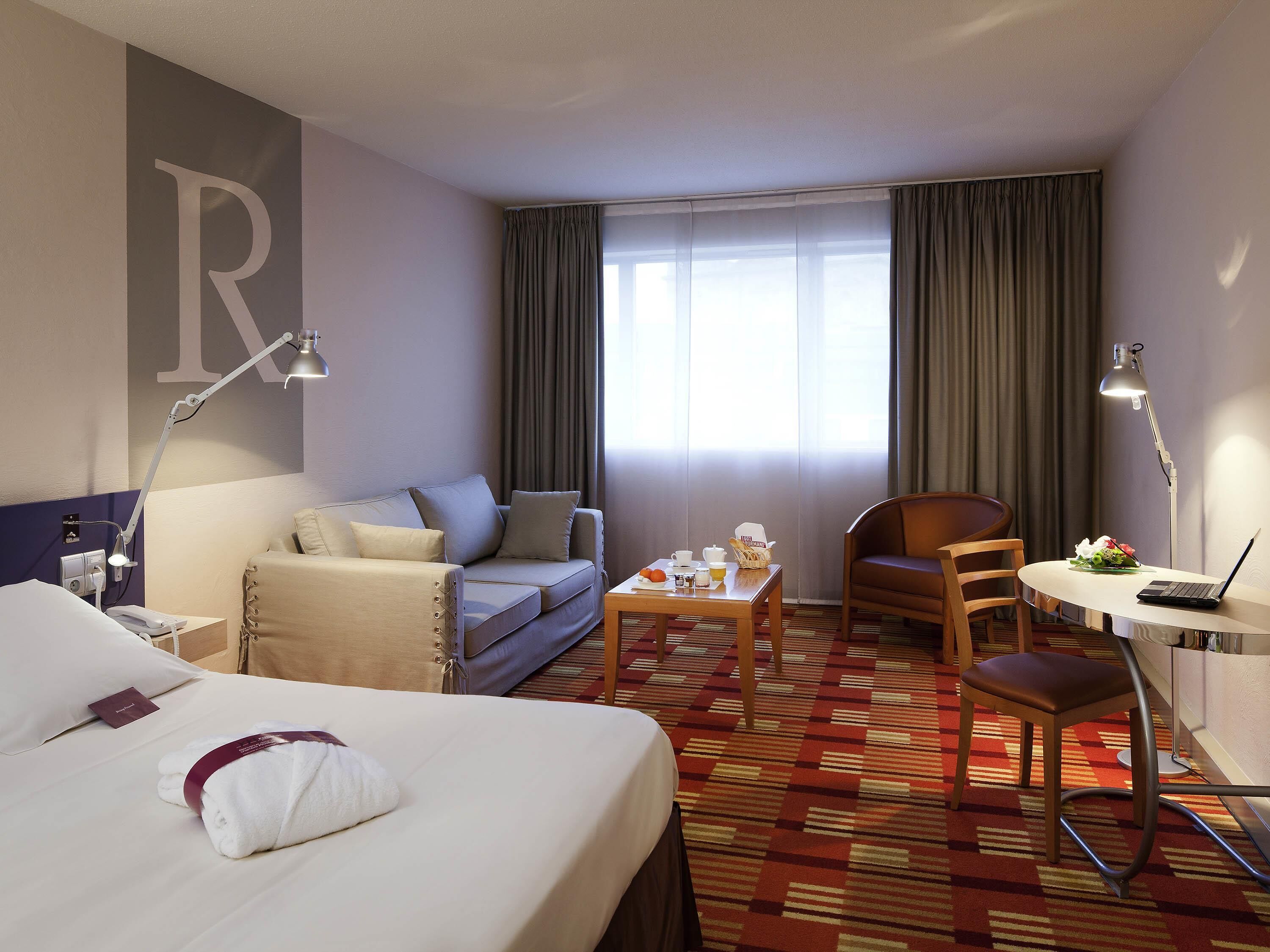 minibar, in-room safe, blackout curtains, soundproofing