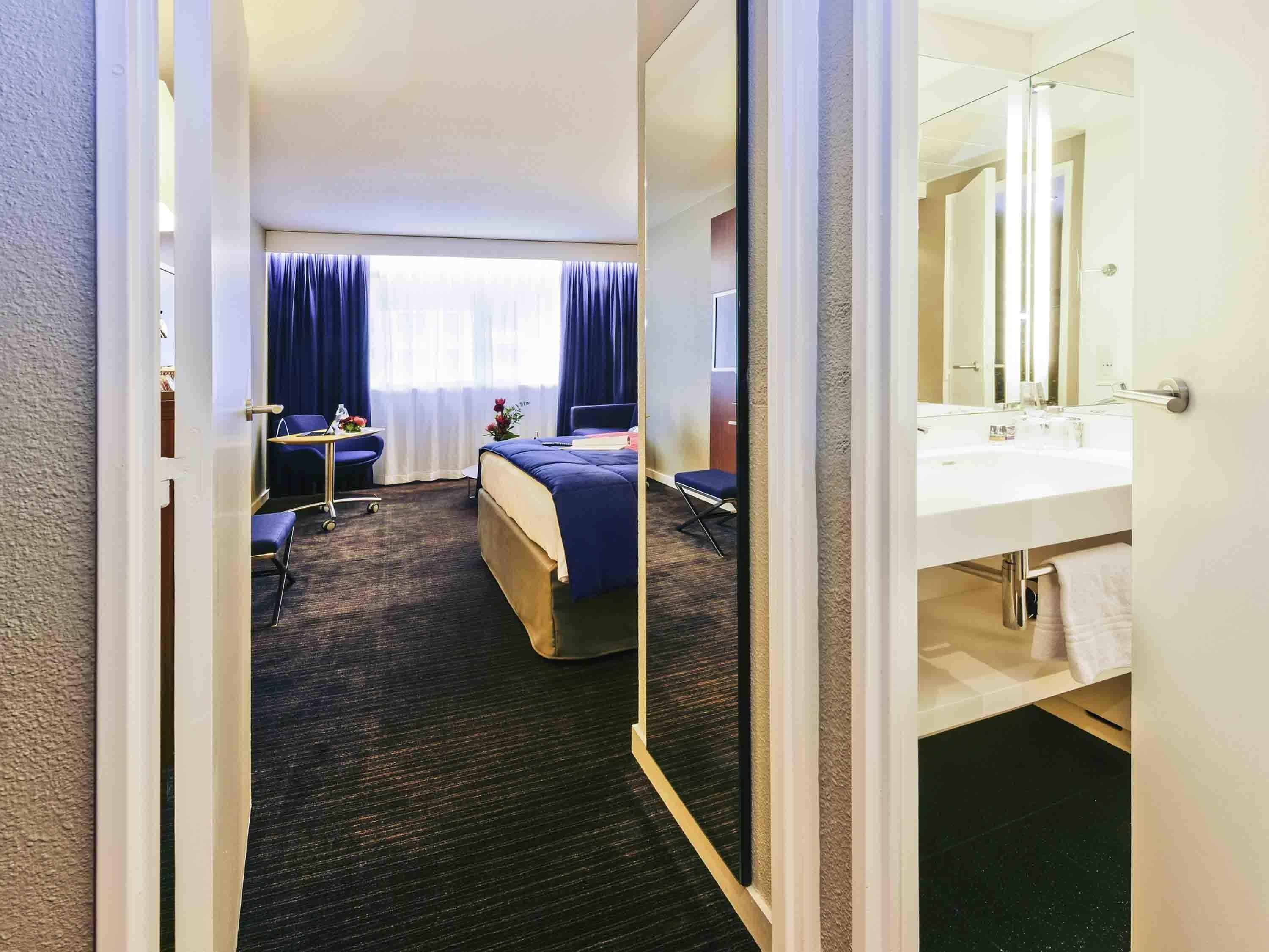 Minibar, in-room safe, blackout curtains, soundproofing