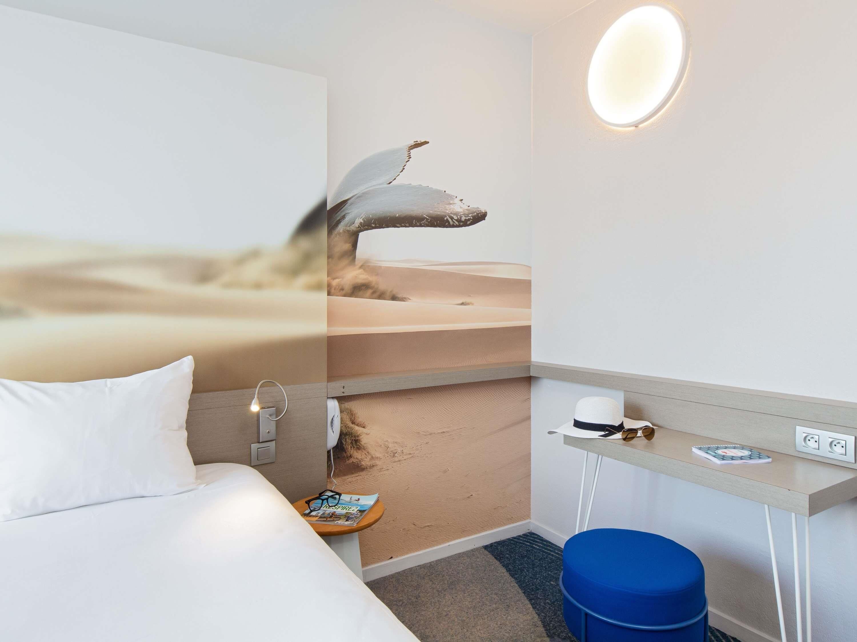 Habitación estándar, 2 camas individuales | Ropa de cama de alta calidad y colchones con acolchado adicional