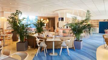 Frühstück, Mittagessen und Abendessen