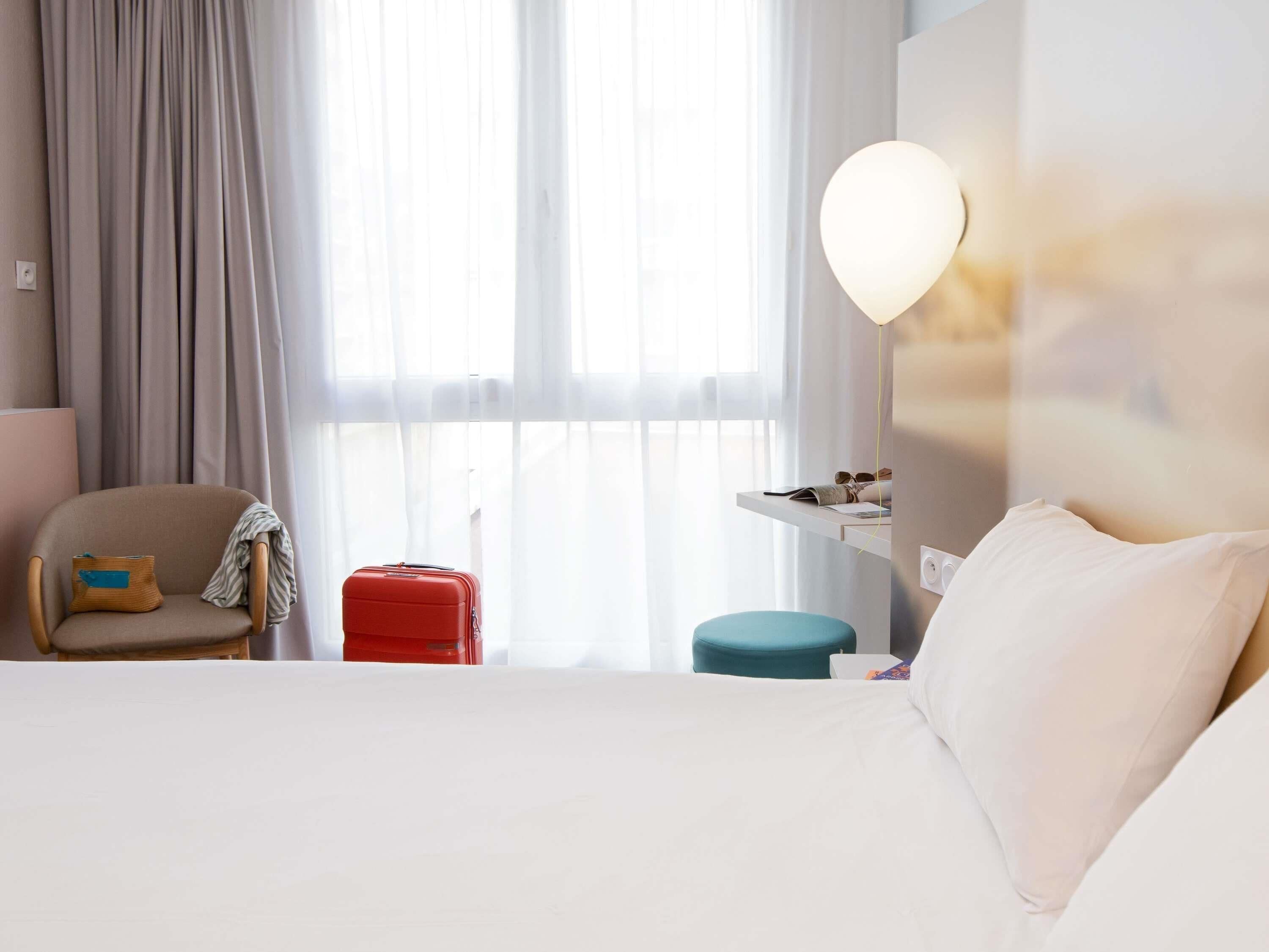 Habitación estándar, 1 cama doble | Ropa de cama de alta calidad y colchones con acolchado adicional