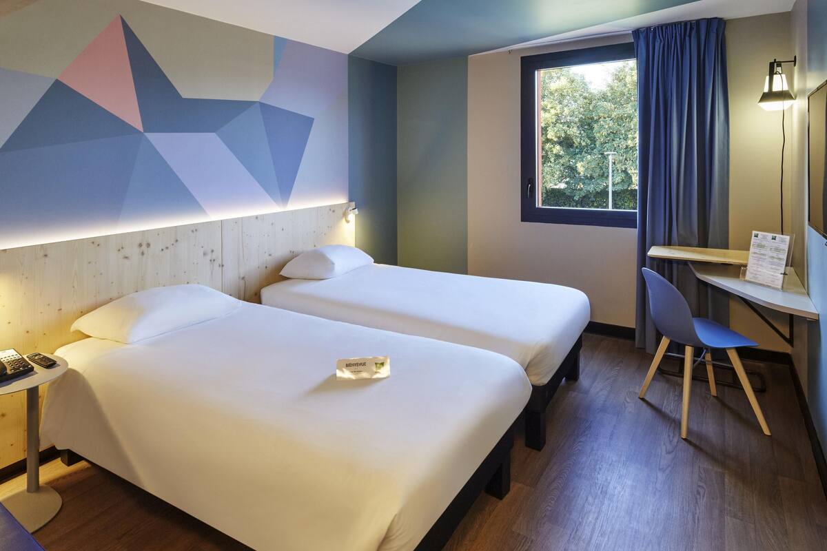 Chambre Standard avec lits jumeaux, 2 lits une place | Rideaux occultants, chambres insonorisées, lits bébé (gratuits)