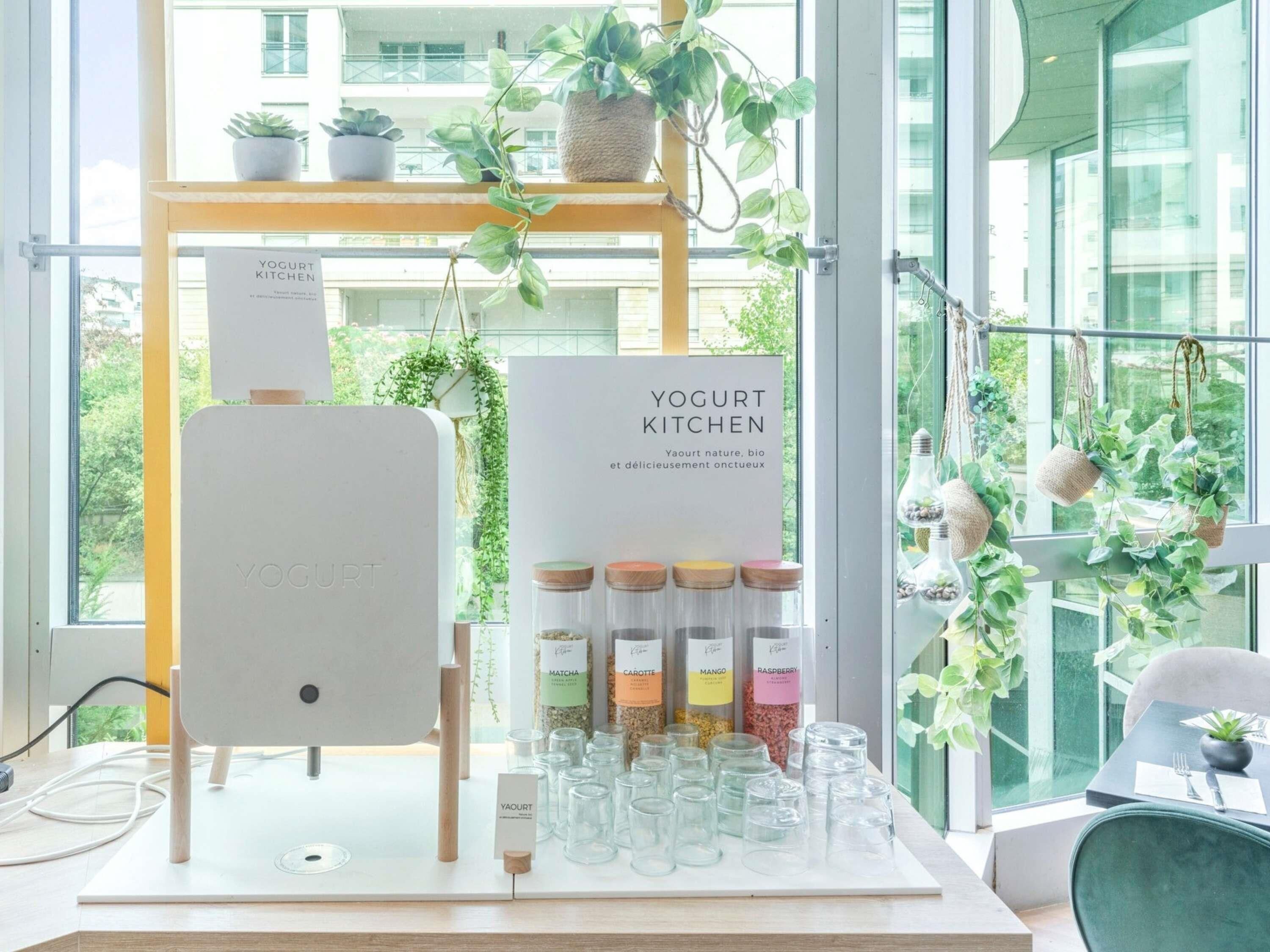 Daily buffet breakfast (EUR 19.90 per person)