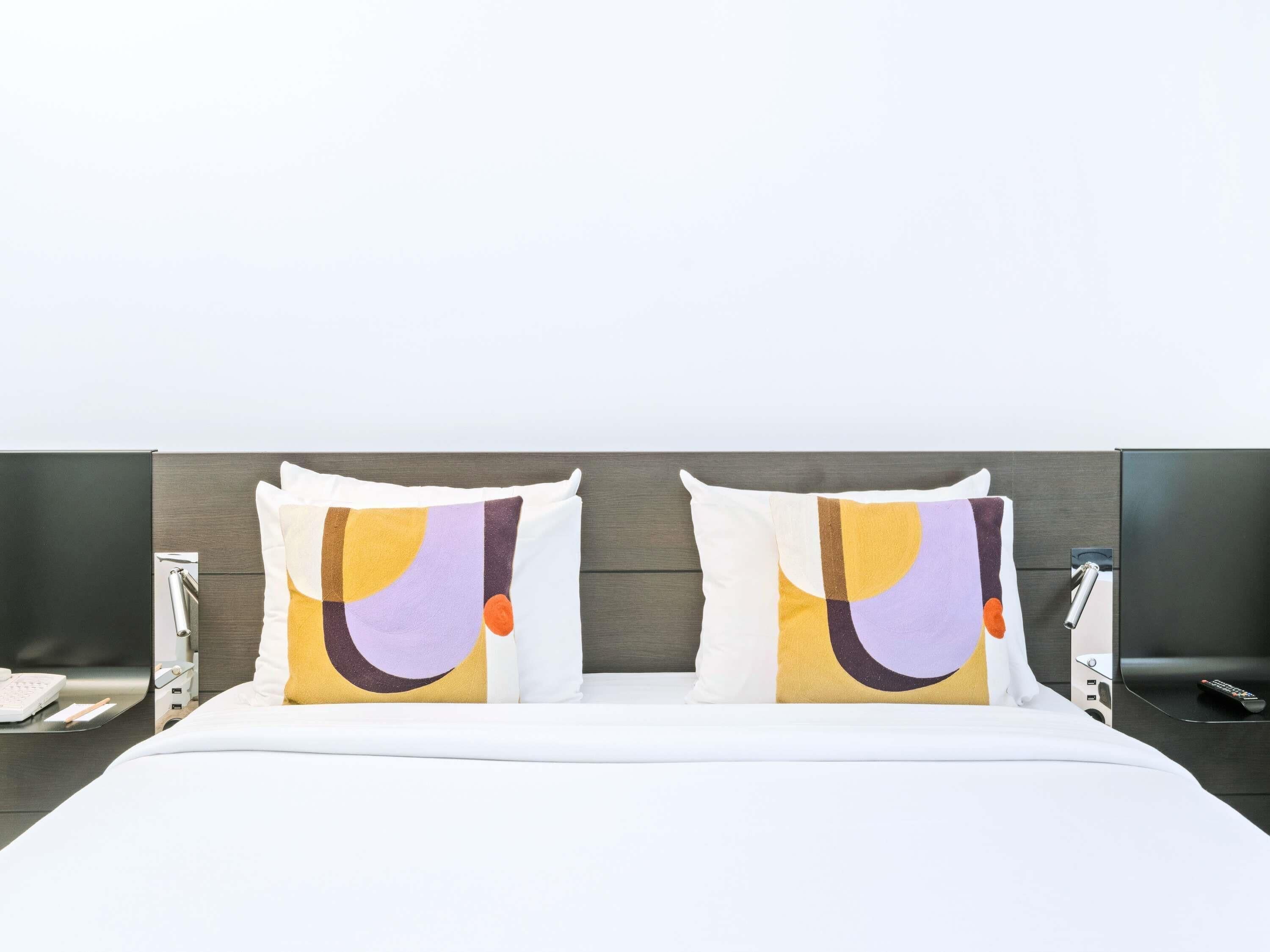 Camera Superior, 1 letto queen | Biancheria da letto di alta qualità, minibar, una cassaforte in camera