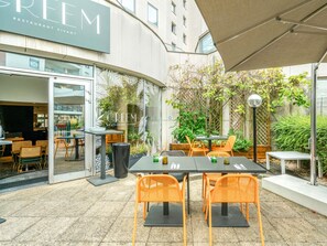 Lunch and dinner served - Novotel Paris Charenton Le Pont  (Charenton-le-Pont)