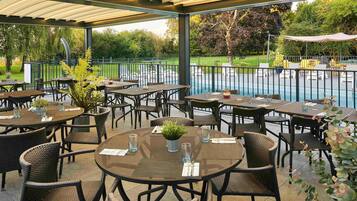 Außenpool, geöffnet von 10:00 Uhr bis 19:00 Uhr, Liegestühle