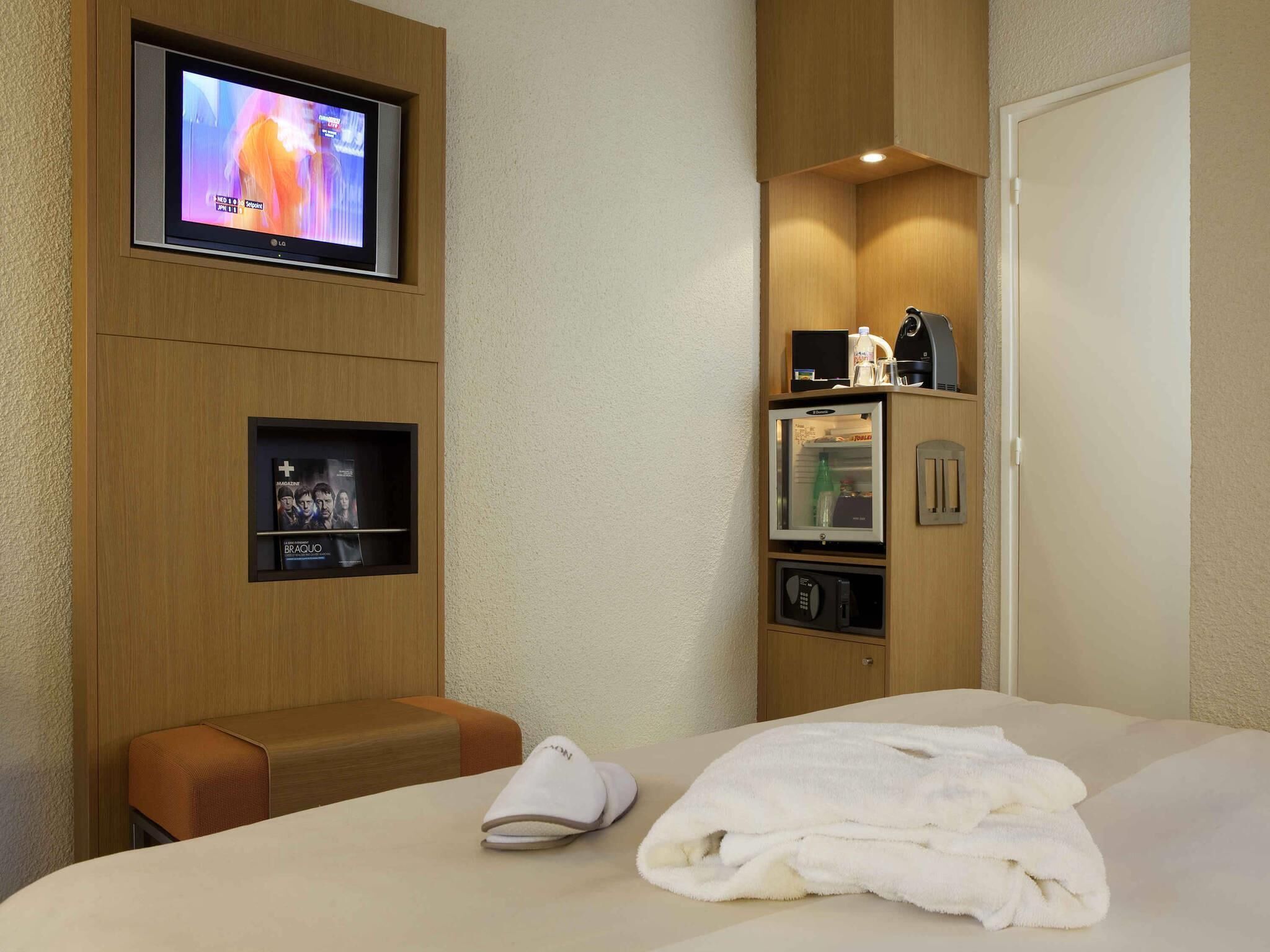 Executive Room, 1 Double Bed with Sofa bed