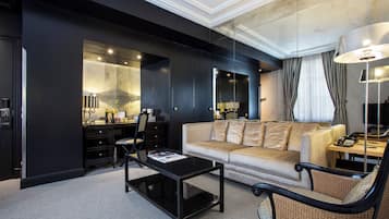1 habitación, minibar, caja de seguridad en la habitación y escritorio