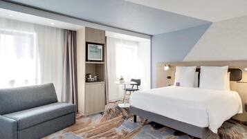 Minibar, in-room safe, desk, blackout drapes