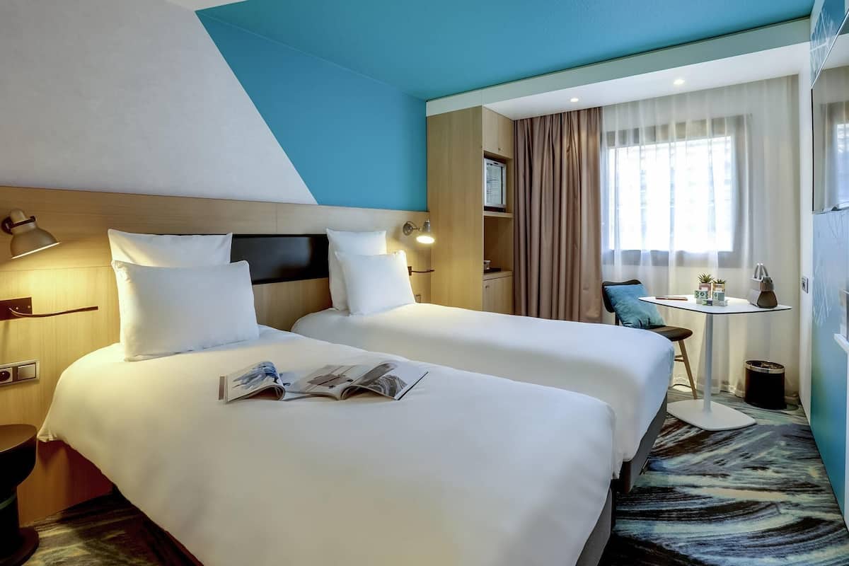 Superior Room, 2 Twin Beds | Premium bedding, minibar, in-room safe, desk