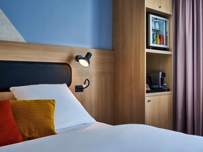 Privilege, Premium Double Room, 1 Double Bed | Minibar, in-room safe, desk, blackout curtains