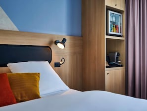Privilege, Premium Double Room, 1 Double Bed | Minibar, in-room safe, desk, blackout curtains