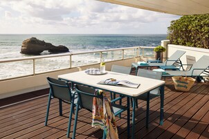 Suite, 1 cama de matrimonio grande, terraza | Ropa de cama de alta calidad, colchones Select Comfort, minibar