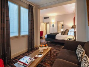 Deluxe Room, 1 King Bed - Le Stendhal Place Vendôme Hotel Paris - MGallery Collection (Paris)