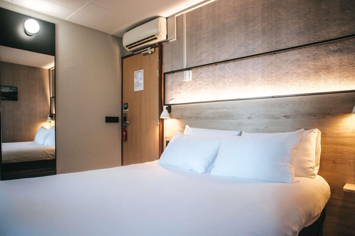 Comfort Room, 1 Double Bed | Premium bedding, desk, blackout drapes, soundproofing