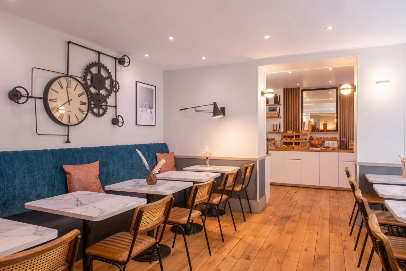 daily continental breakfast (eur 15 per person)