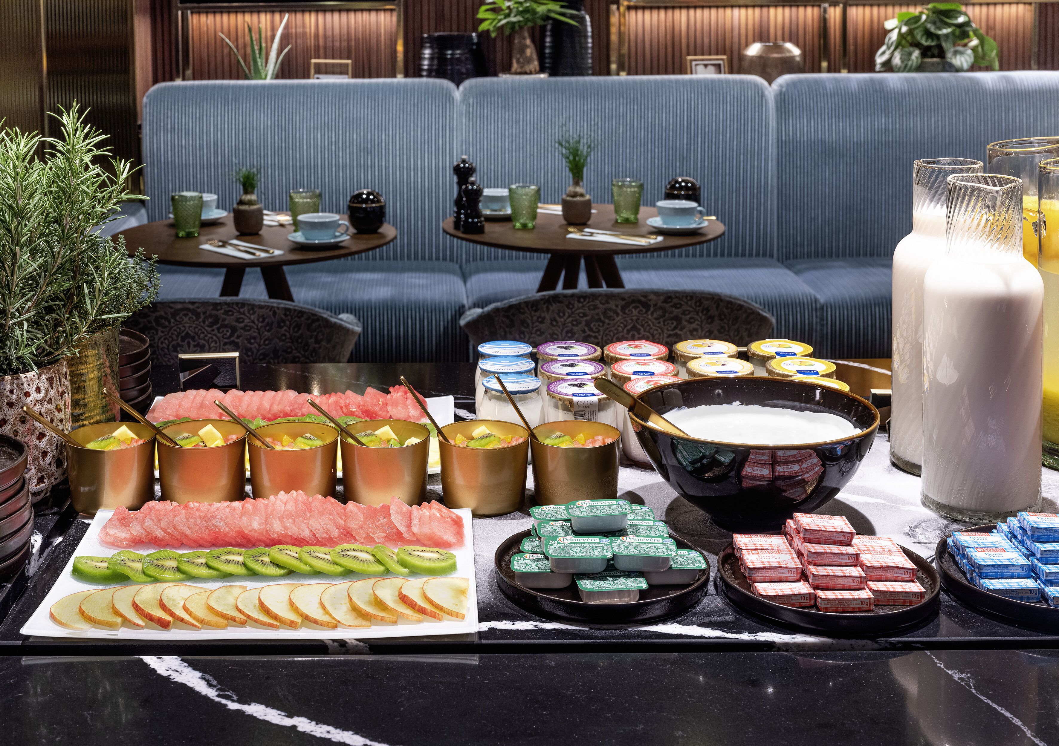 Daily buffet breakfast (EUR 40 per person)