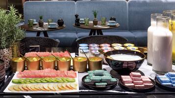 Daily buffet breakfast (EUR 40 per person)