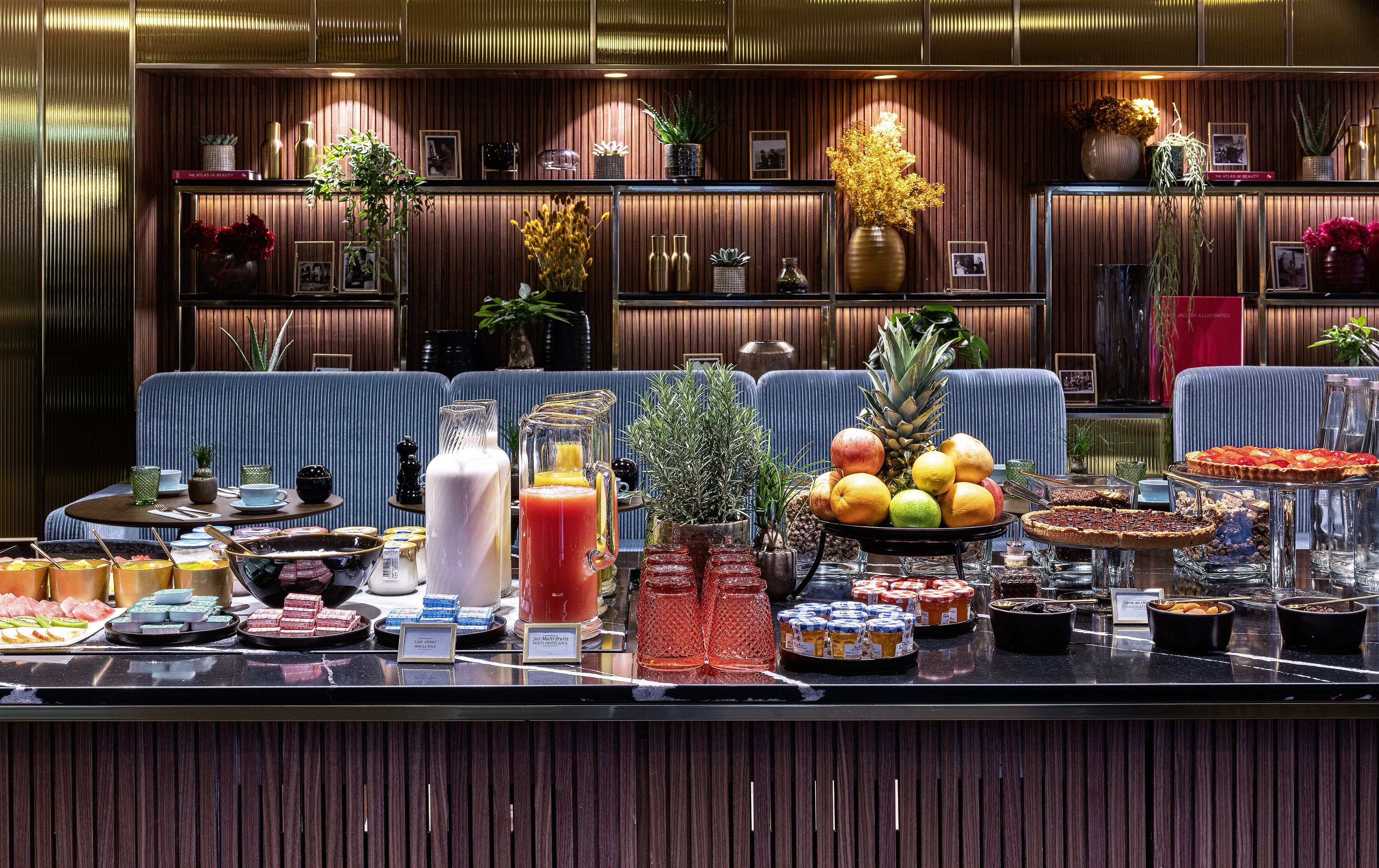 Daily buffet breakfast (EUR 40 per person)