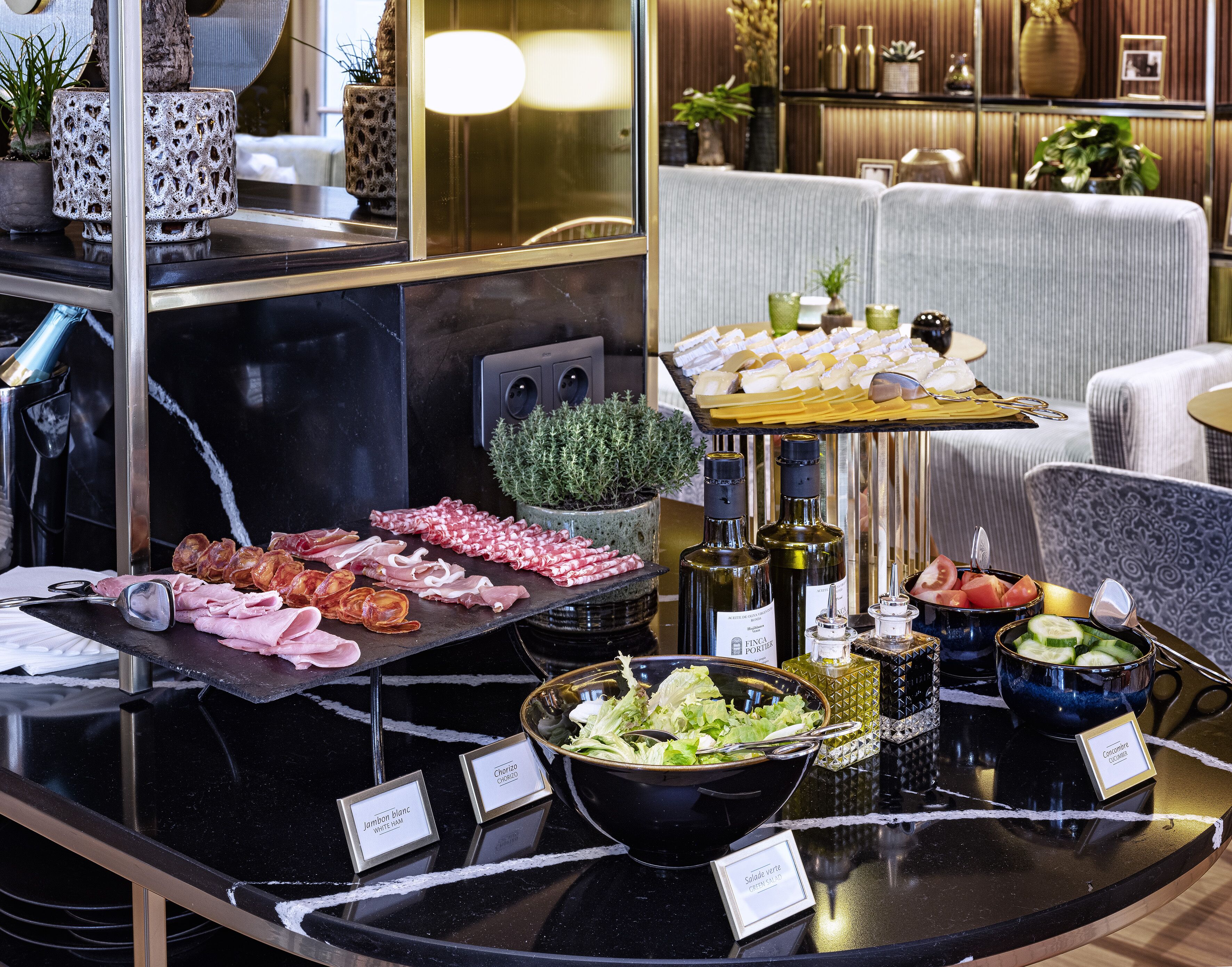 daily buffet breakfast (eur 40 per person)