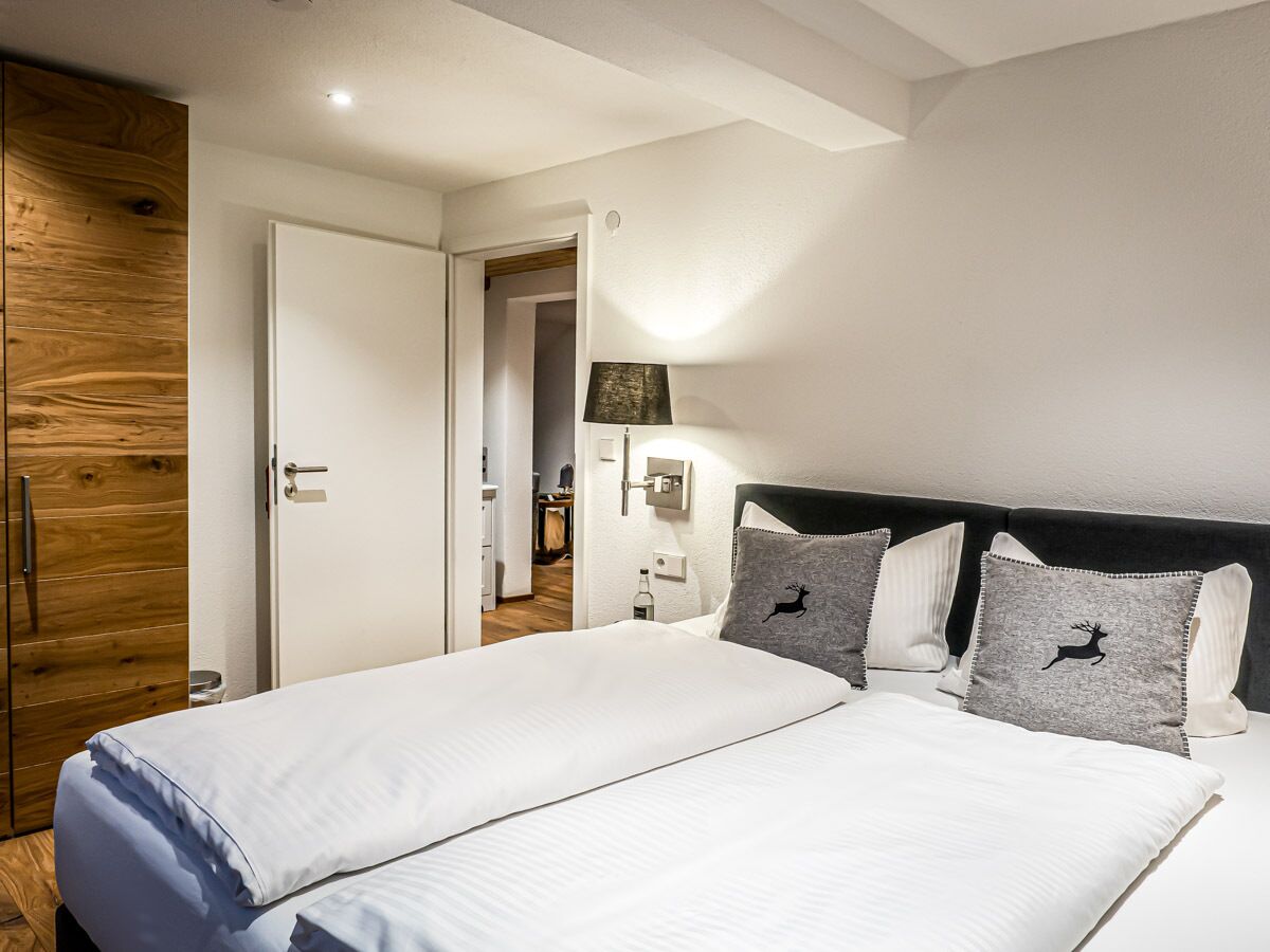 family suite (herz) | premium bedding, desk, blackout curtains, iron/ironing board