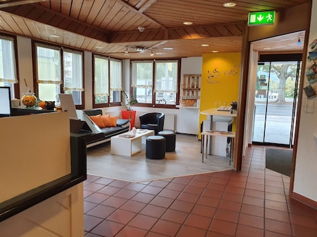 Lobby. Alpha Thun