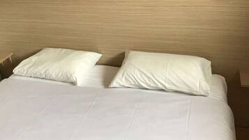 Standard Room, 1 Twin Bed | Free WiFi, bed sheets