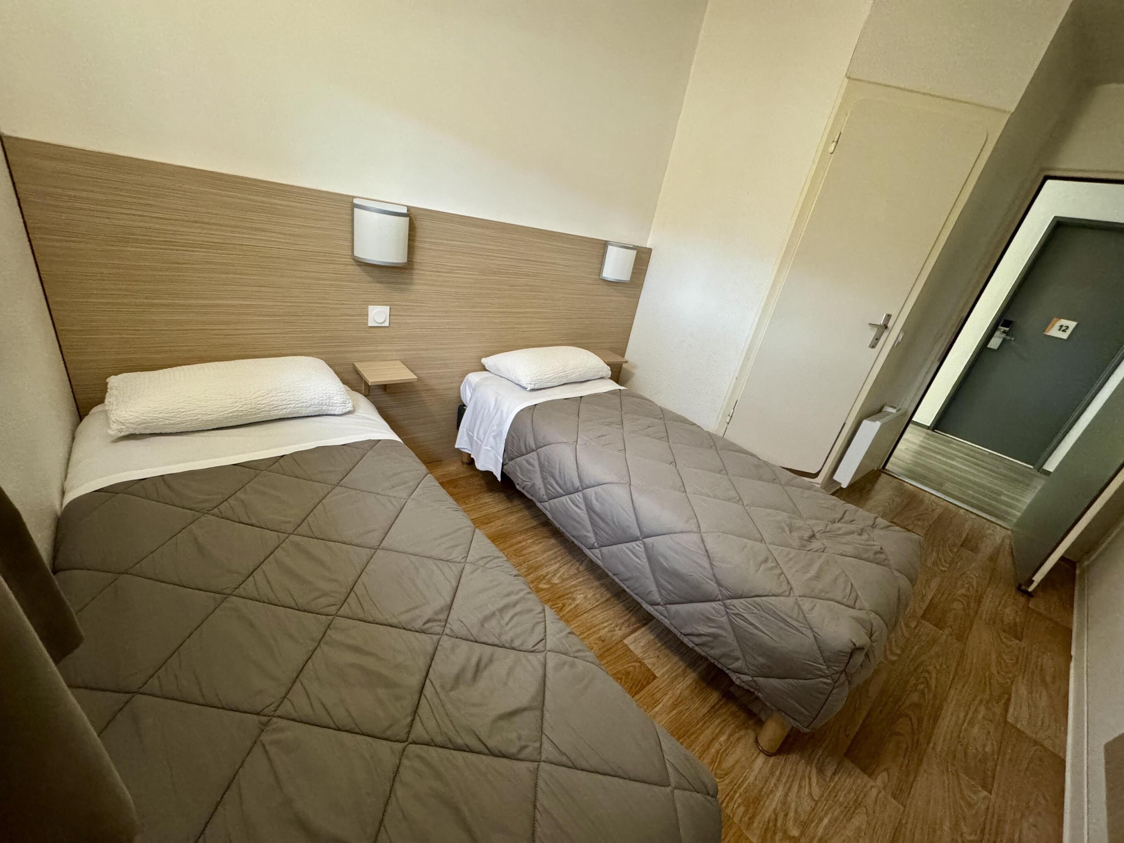 Wifi gratis y ropa de cama 