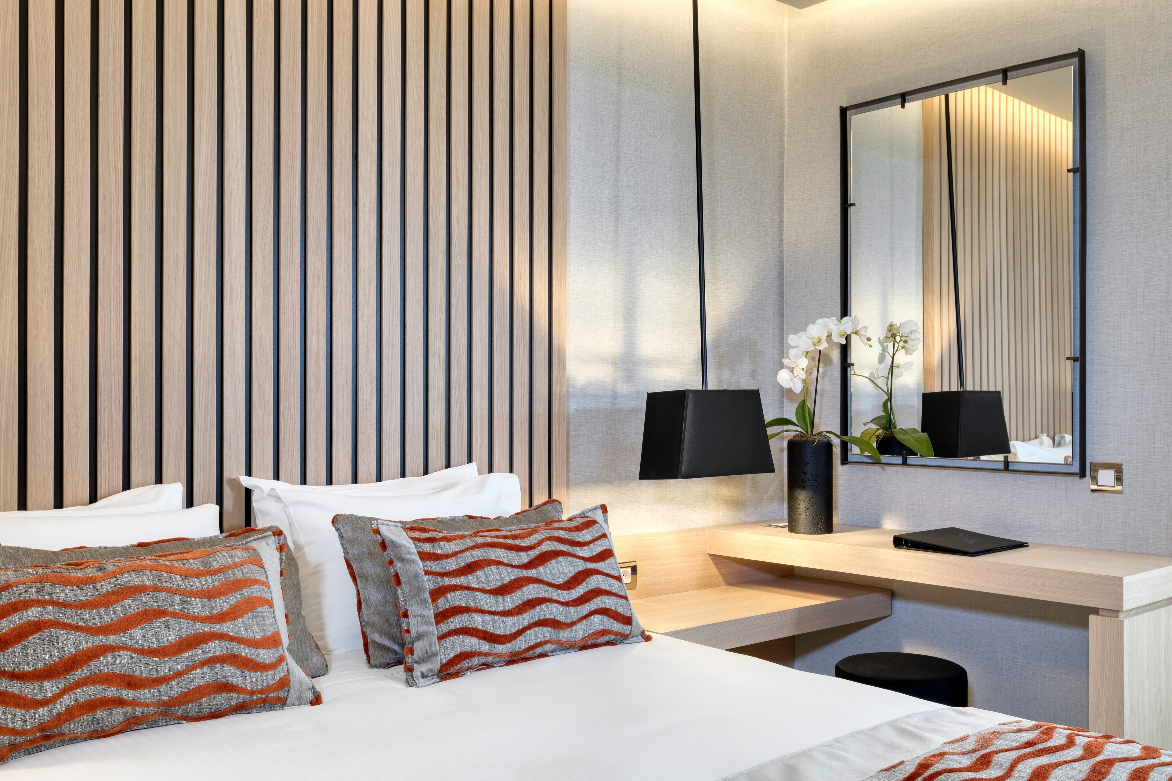 family suite | 1 bedroom, hypo-allergenic bedding, minibar, in-room safe