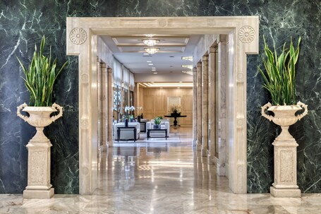 Divani Palace Acropolis - Image 4