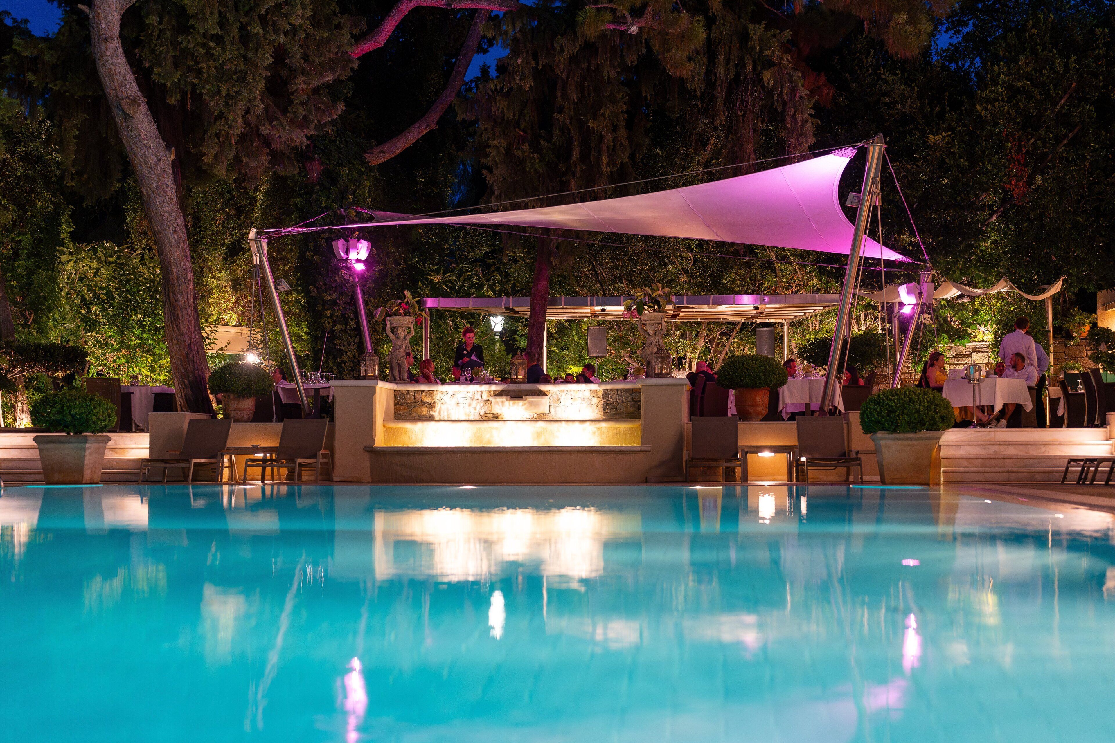 2 restaurants, breakfast, lunch, dinner served; mediterranean cuisine