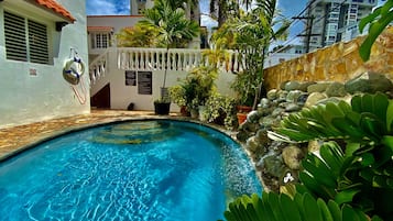 Piscina a l'aire lliure