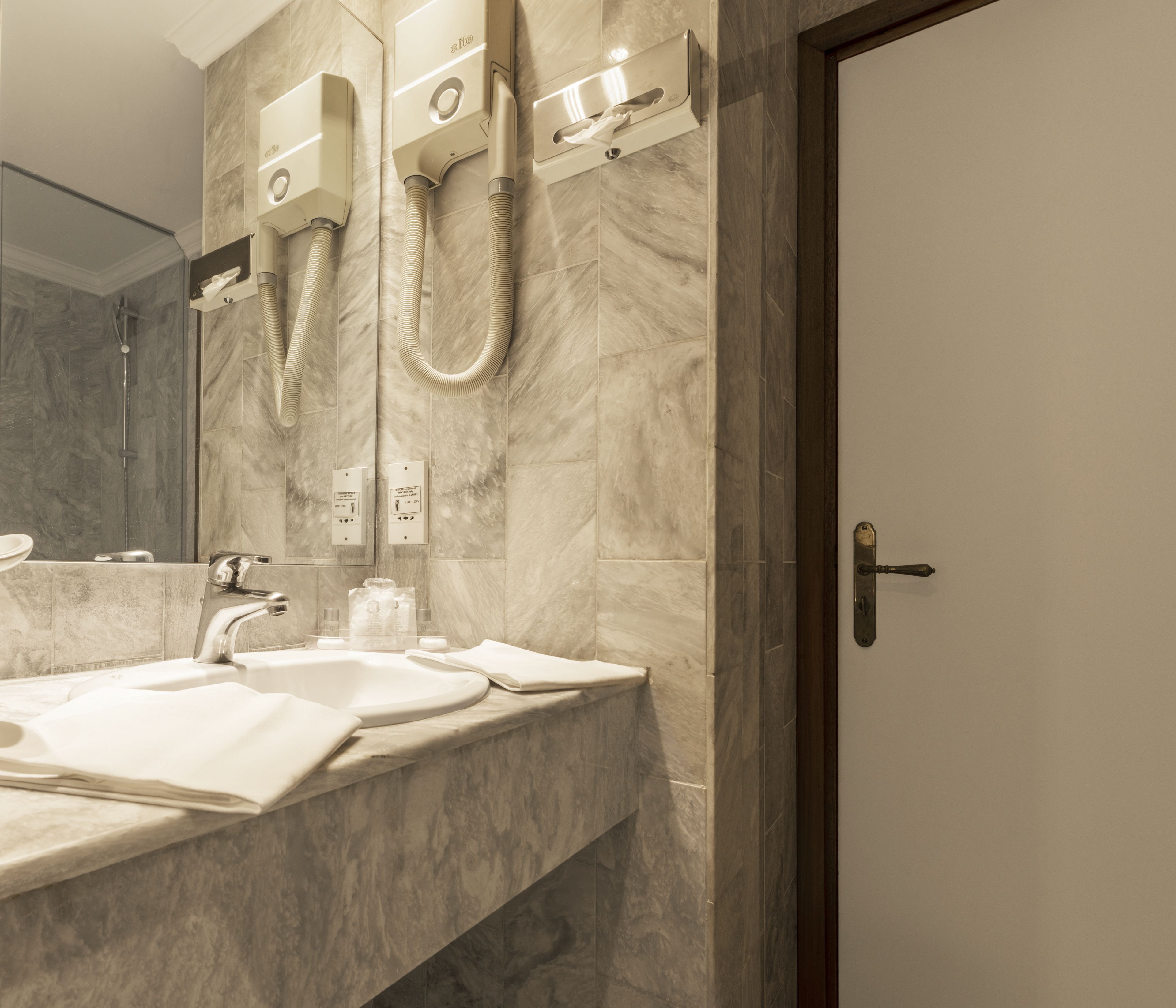 Foto - Ambassador-Monaco