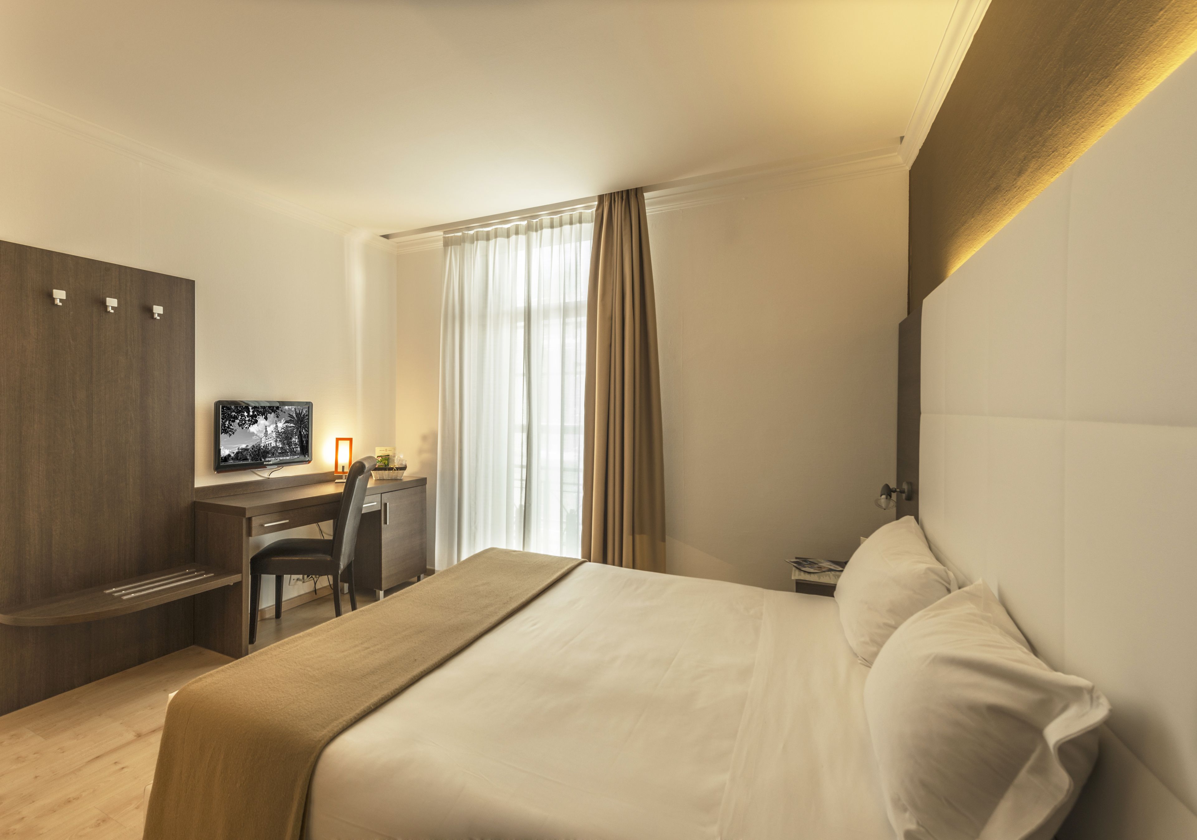 Foto - Ambassador-Monaco