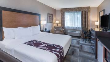 Room, 1 King Bed, Accessible, Non Smoking | Premium bedding, desk, laptop workspace, blackout drapes