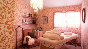 Body treatments, aromatherapy, facials, reflexology, massages