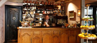 Cazaudehore, maison forestière de charme, restaurant gastronomique, terrasse ombragée et jardin