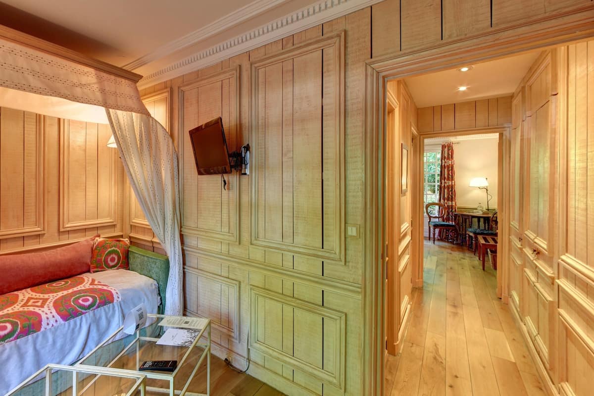 1 bedroom, free minibar, in-room safe, individually decorated