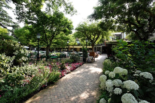 Jardines del alojamiento