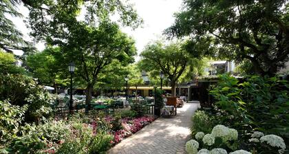 CAZAUDEHORE HĂŽtel Restaurant Gastronomique Terrasse et Jardins