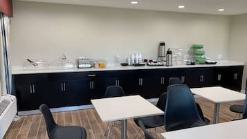 Petit déjeuner continental compris tous les jours