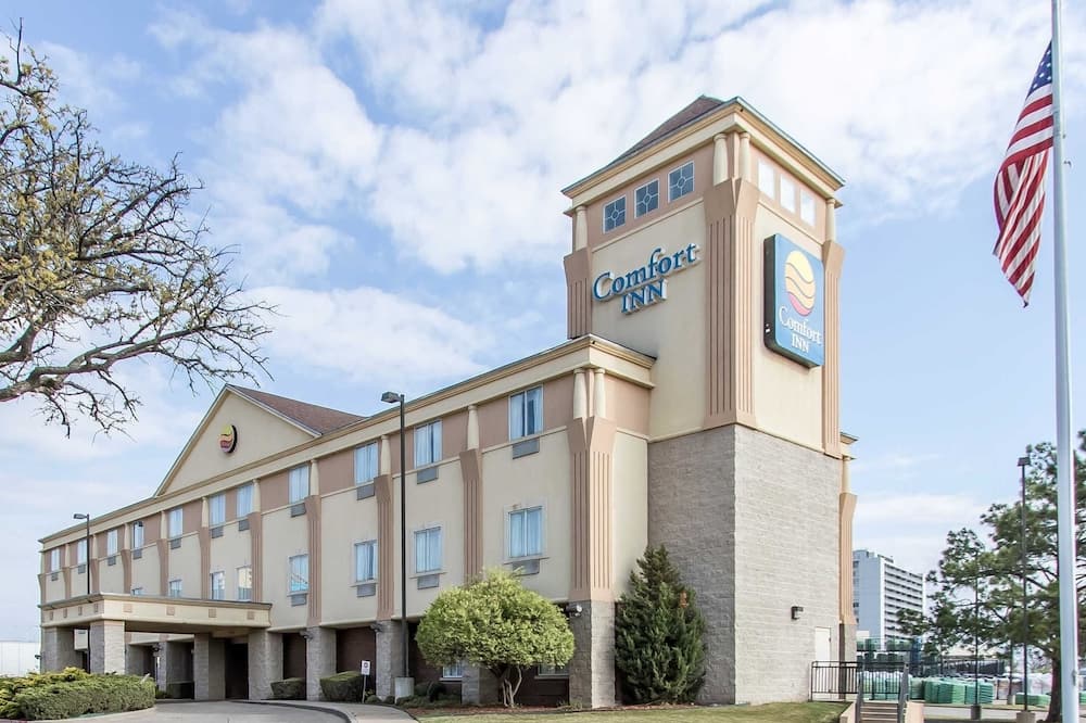 Comfort Inn at Northwest Expressway