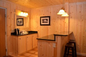 Executive Twin Room | Minibar