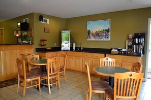 Free continental breakfast