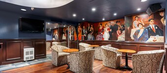 Best Western Ville-Marie Montreal Hotel & Suites