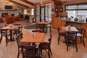 Free daily buffet breakfast